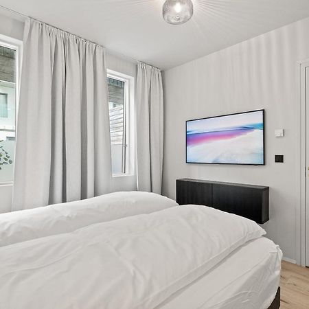 Brand New Downtown Harbor Apartment Reykjavík Exterior photo